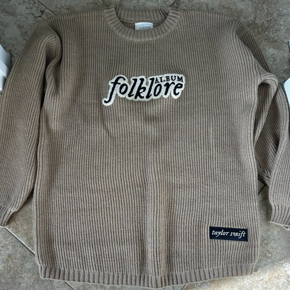 New folklore Album Chenille Patch Crewneck Sweater Taylor Swift, Medium
